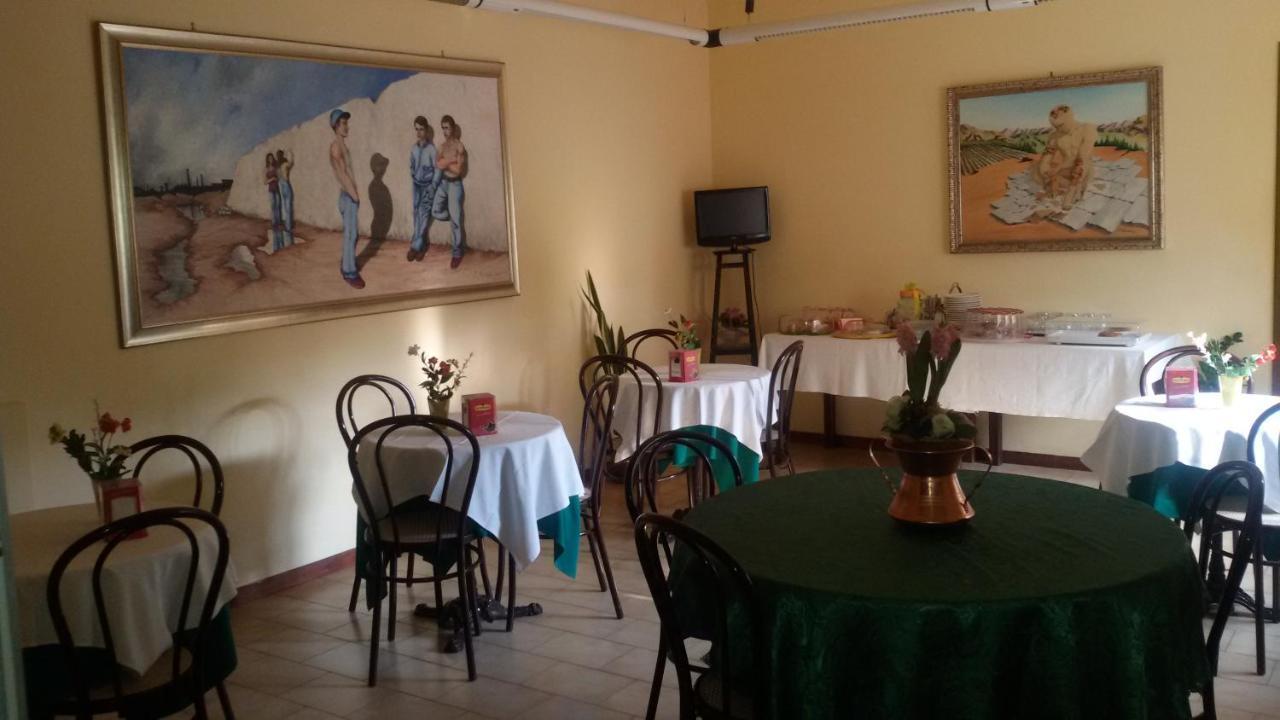 Hotel Le Vigne Contigliano Bagian luar foto